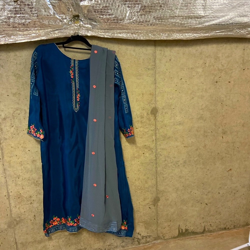 Indian dress